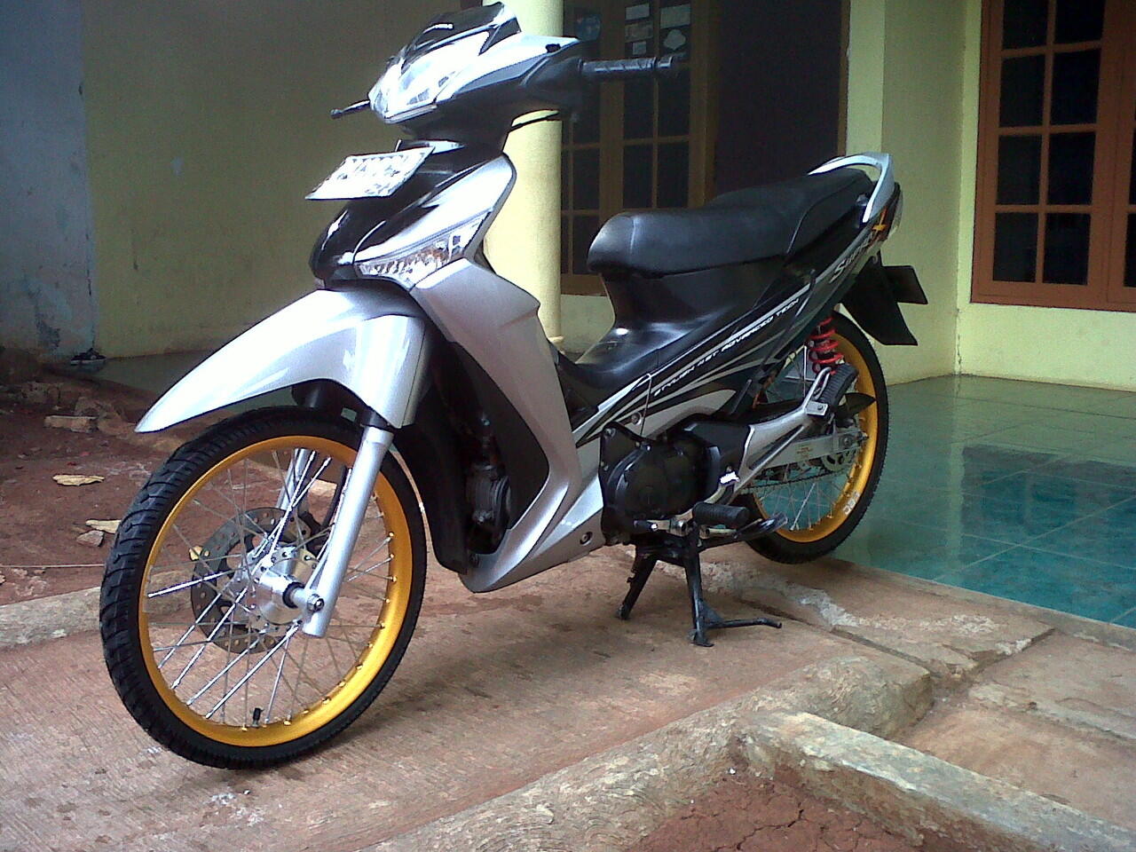 Cari Honda Supra X 125 Tahun 2008 KASKUS