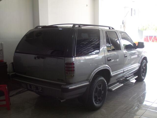Jual Opel Blazer DOHC LT 1997