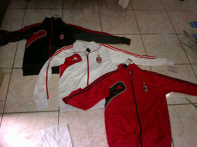 Jual Jaket Club Bola Barcelona,Man United,Real Madrid KW SUper harga murah meriah