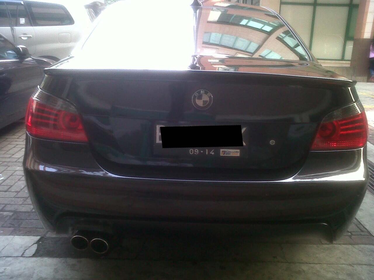 BMW Serie 520 I Modifikasi Sport tahun 2004