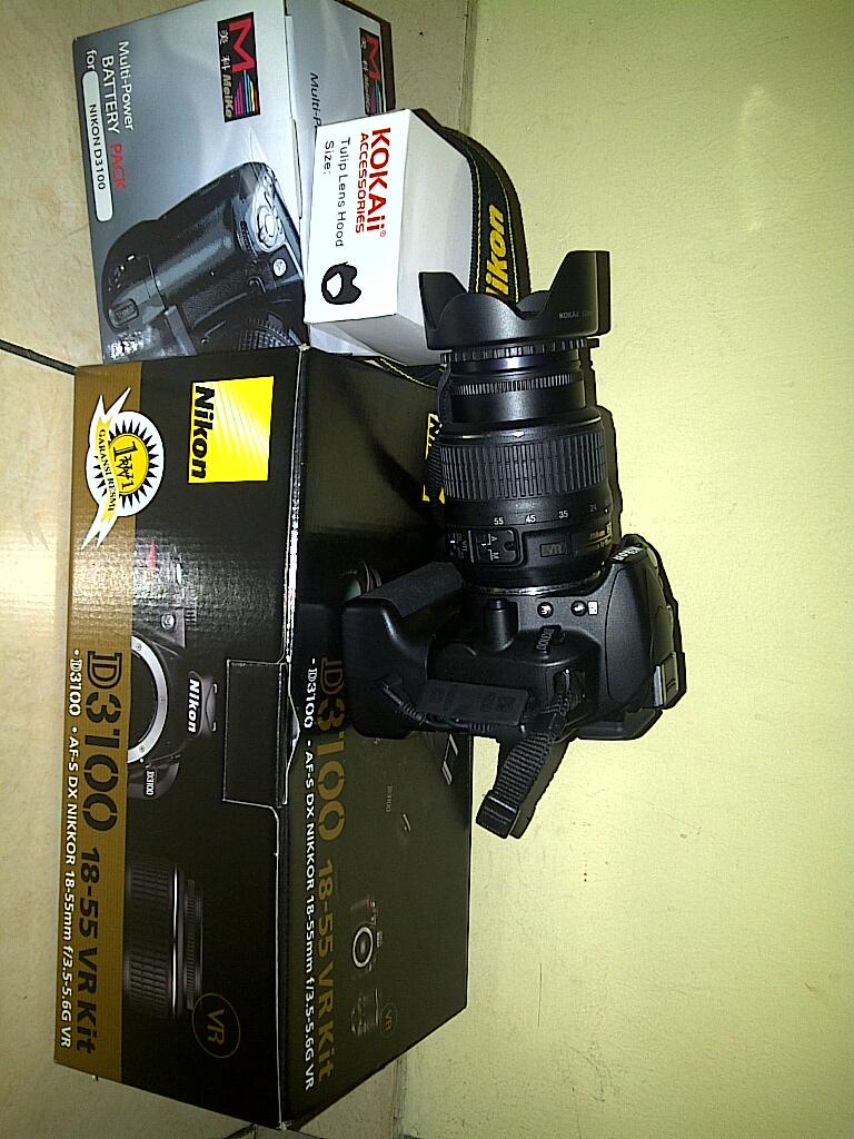 JUAL SECOND NIKON D3100+KIT+BG