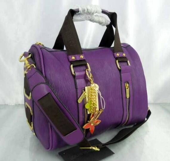 tas branded...lv dan gucci....harga murah aja