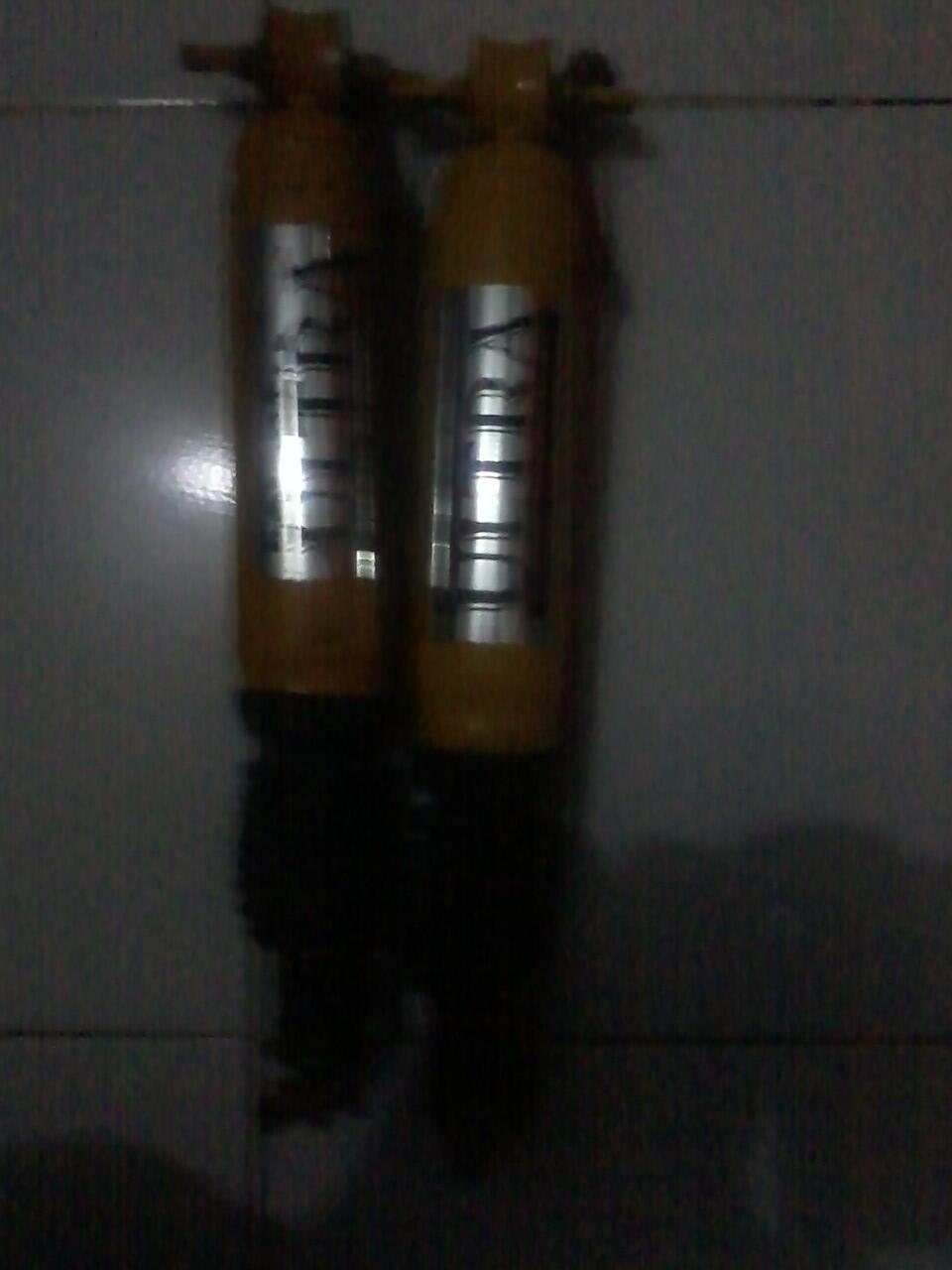 jual shockbreaker + stoplamp kijang super bogor