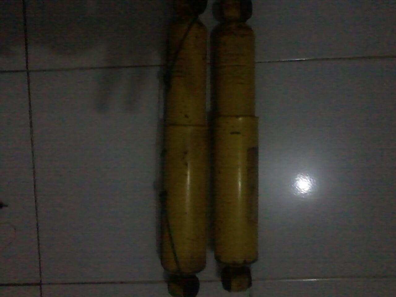 jual shockbreaker + stoplamp kijang super bogor