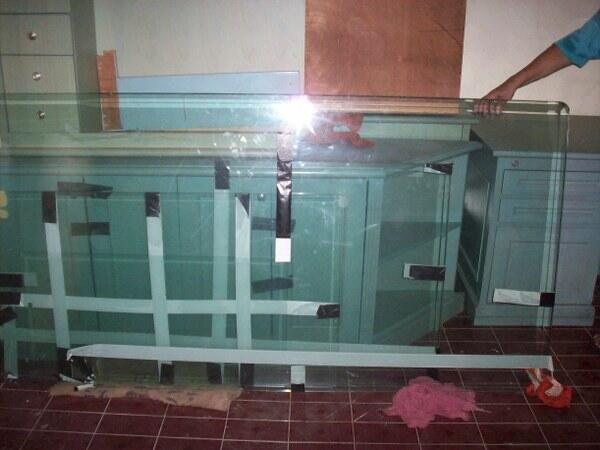 MEJA, RAK dan BUFFET