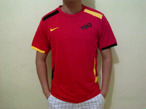 KAOS BOLA MERK NIKE T90 BAHAN ENAK HARGA MURAH!