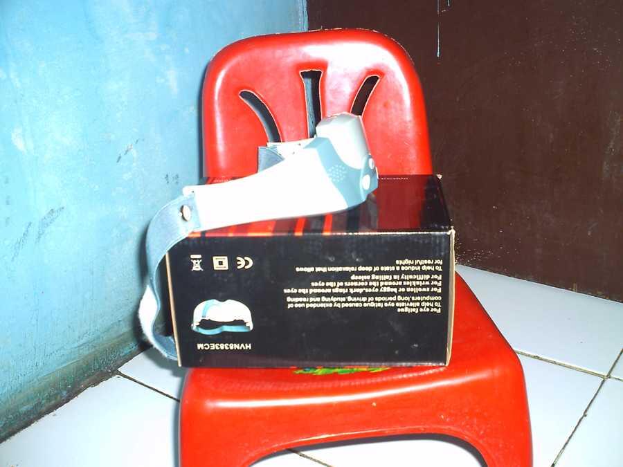 Alat Elektronik Pemijat Kesehatan Mata