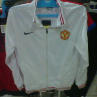 Jual Jaket Club Bola Barcelona,Man United,Real Madrid KW SUper harga murah meriah