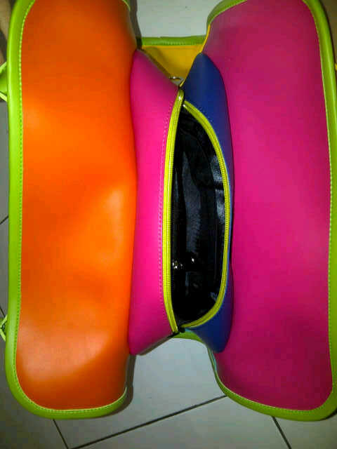 tas LC RAINBOW