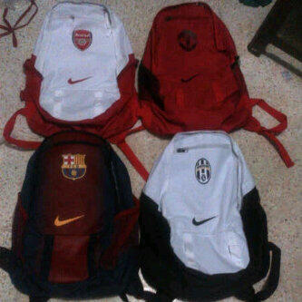 numpang buka lapak gan . diorder yuk tas ransel club eropa . cekidot bro/sist .