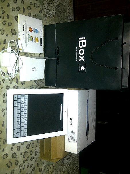 Apple: Jual 2nd New iPad 3 WiFi+3G White 16GB Baru Pakai Seminggu
