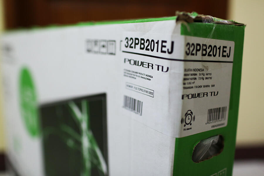 Toshiba Regza 32 inch LED TV HDMI 32PB201EJ hasil doorprize