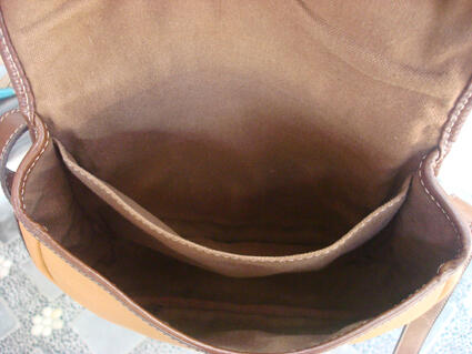 DIJUAL TAS & DOMPET BURBERRY'S,LOEWE,GUESS,KIPLING,BRAUN BUFFEL,NINE WEST