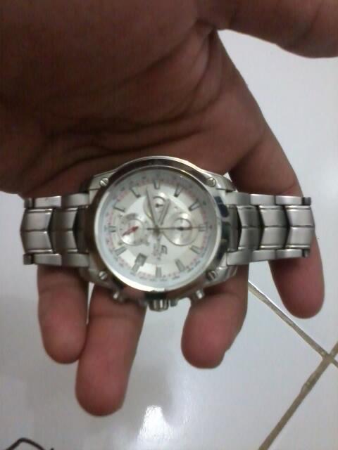 JAM CASIO EDIFICE JUAL BUTUH
