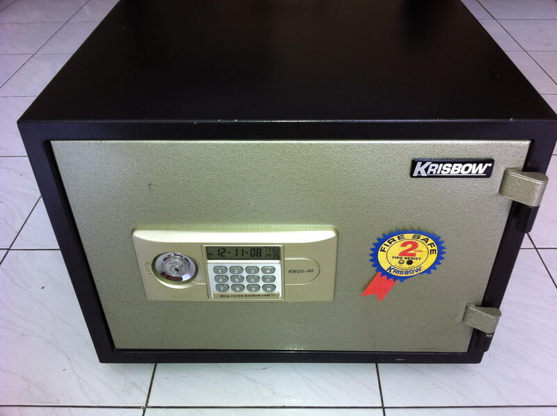 Terjual Brankas KRISBOW  Digital KW20 90 Fire Safe KASKUS