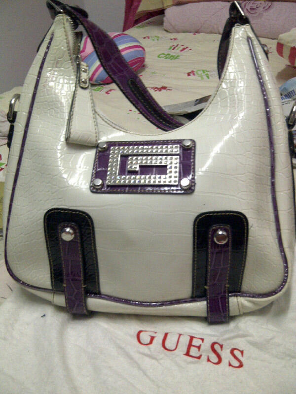 TAS DAN DOMPET GUESS ORI.