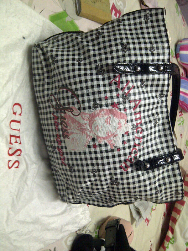 TAS DAN DOMPET GUESS ORI.