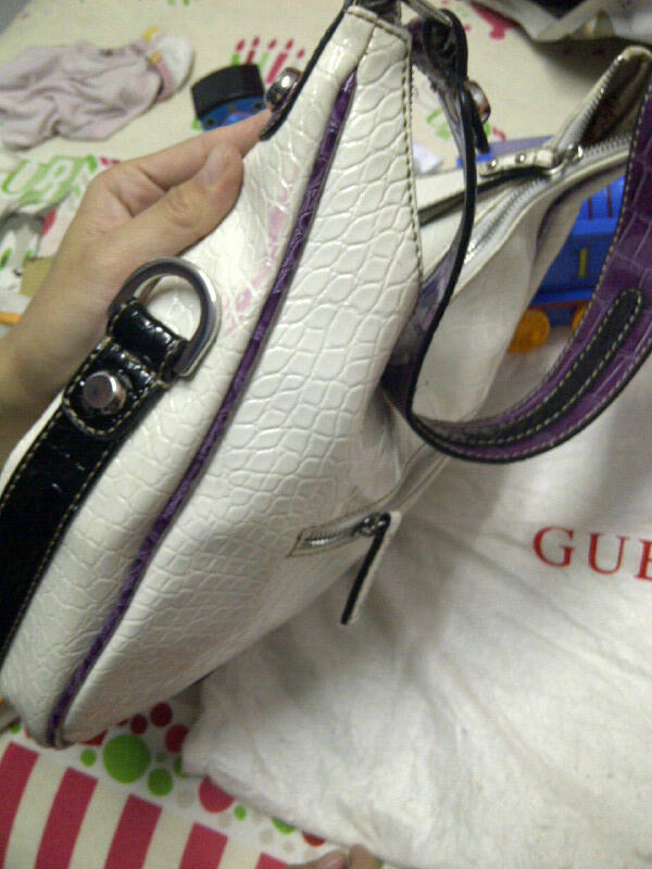 TAS DAN DOMPET GUESS ORI.
