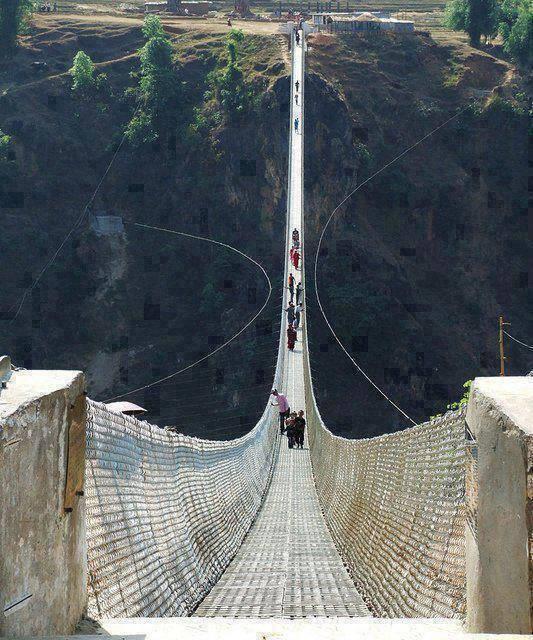 Ada yang berani melewati jembatang extreme ini GAN ?