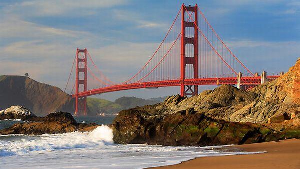 Woow..!!! Pantai - Pantai Ini Turis Bebas Bugil