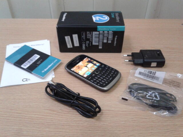 Blackberry Curve 9320 Garansi Resmi Trikomsel 21 bulan