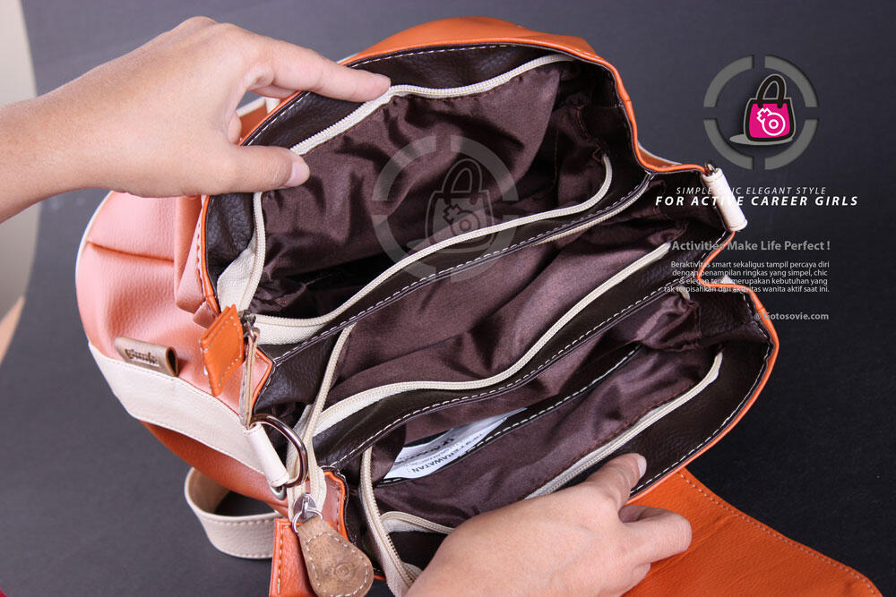 Tas Wanita untuk jalan atau kuliah, modis dan simple