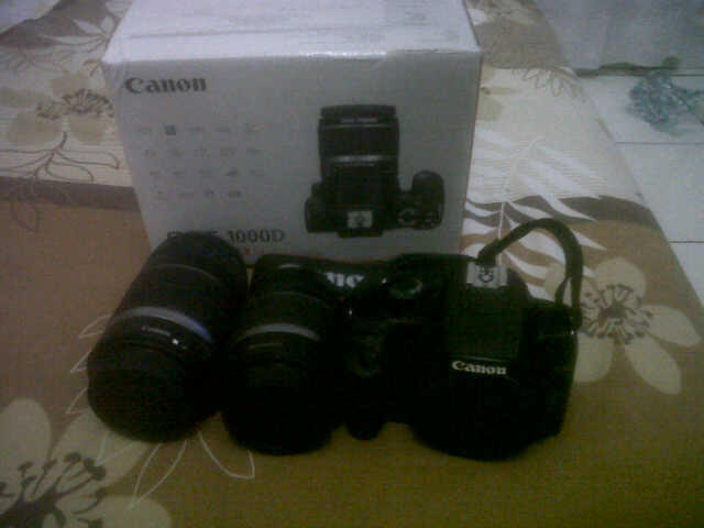 Jual Kamera Canon EOS 1000D 18-55mm f/3.5-5.6 IS + Lensa EF -s55-250mm f/4-5.6 IS