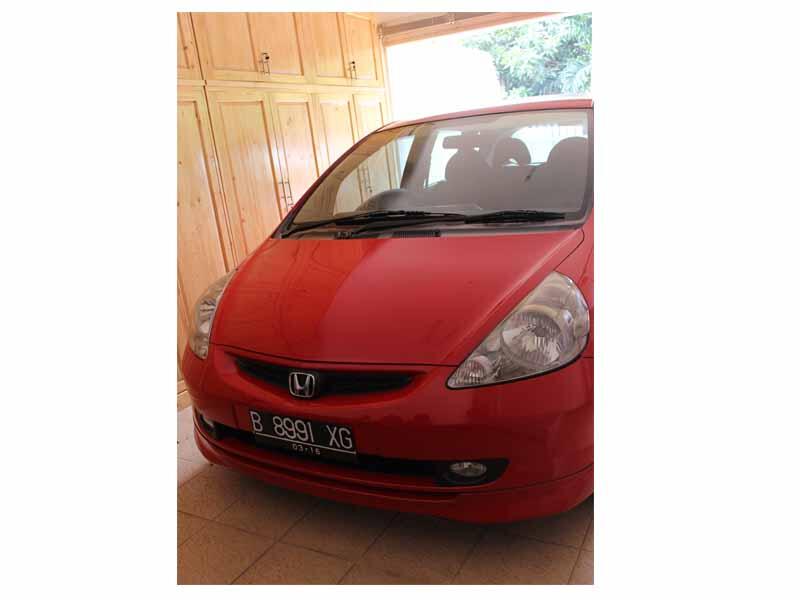 Jual Honda Jazz VTec M/T 2006 Warna Merah