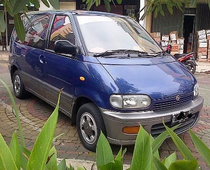 Nissan Serena CT23 Thn 96 Matic