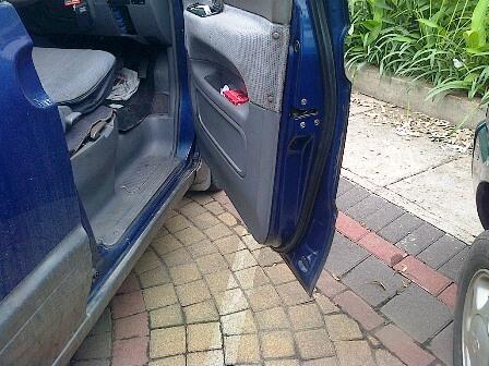 Nissan Serena CT23 Thn 96 Matic