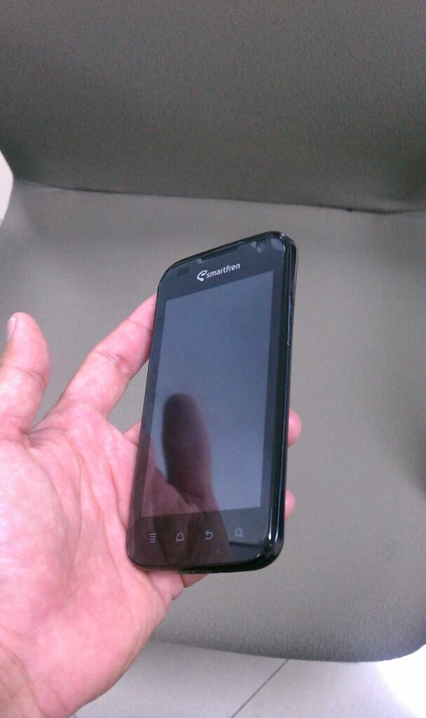 BNOB smartfren andromax i spek mantab dual core dual on gsm cdma ips 4 inch + bonus
