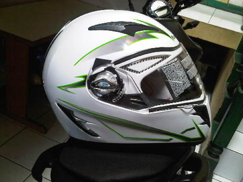 Jual helm bawaan kawasaki ER 6 650CC MURAH
