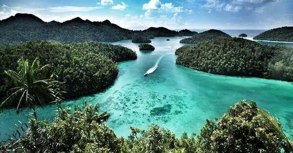 Keindahan Raja Ampat Memang Tiada Duanya!!!!