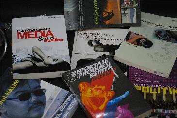 Buku-buku Karya Syaiful Halim