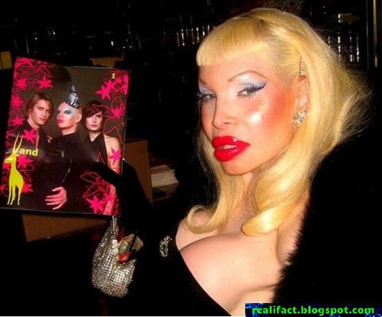 Amanda Lepore Icon Waria Amerika