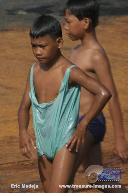 Jangan Buang Kantong Plastik Besar / Kresek 