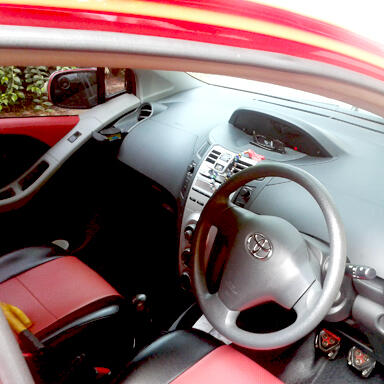 WTS Yaris S tahun 2006 RED. Jual cepat gan!