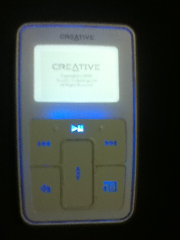 wts : mp3 player rusak -- CREATIVE ZEN MICRO 5GB & SAMSUNG YP - Z5(f) 1GB