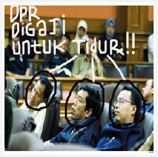 7 Alasan Anggota DPR Tidur Saat Sidang