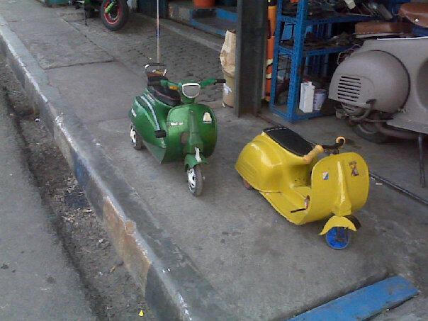 Vespa Limited edition, keren Gan 