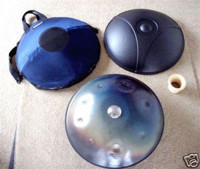 HANG DRUM : Alat musik yang mempunyai bentuk Unik tapi menghasilkan suara yg Indah 