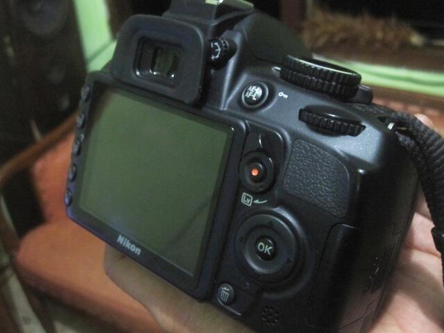 Kamera DSLR Nikon D3100 + Kit 18-55 mm VR Like new Fullset