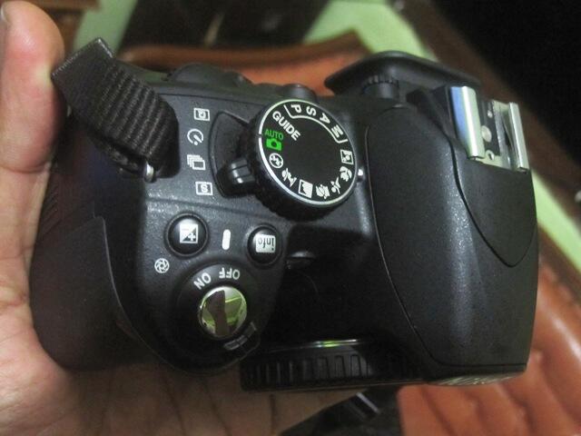 Kamera DSLR Nikon D3100 + Kit 18-55 mm VR Like new Fullset