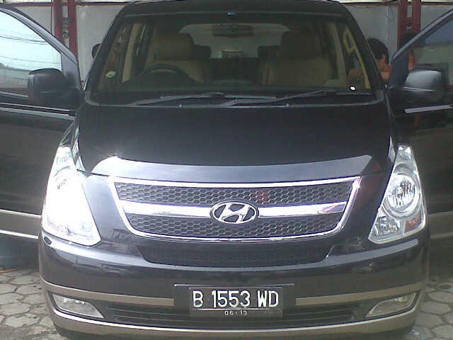 Dijual : hyundai H1 2008 a/t hitam