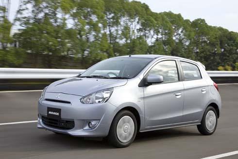 Promo new Mitsubishi Outlander Sport dan New Mirage