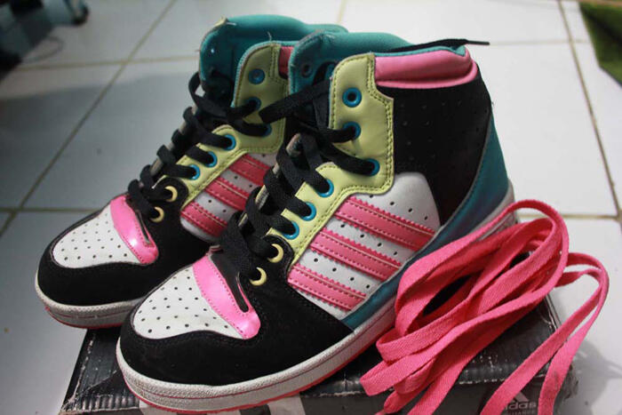 Adidas Board Shoes for Woman size 39