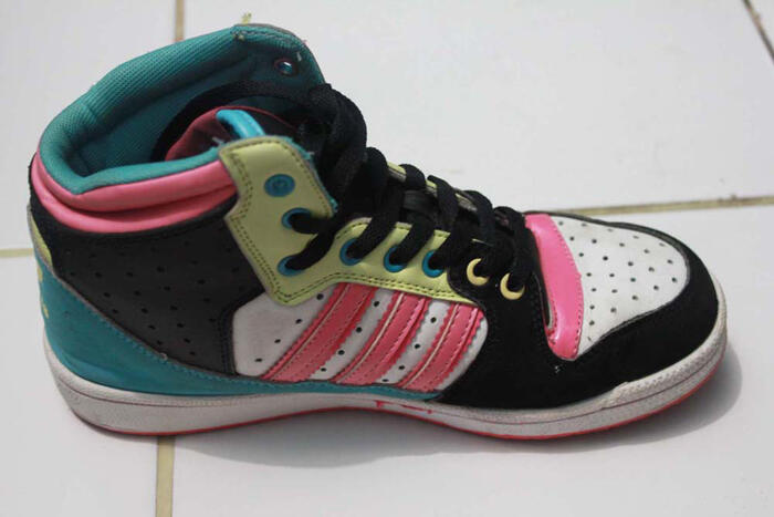 Adidas Board Shoes for Woman size 39