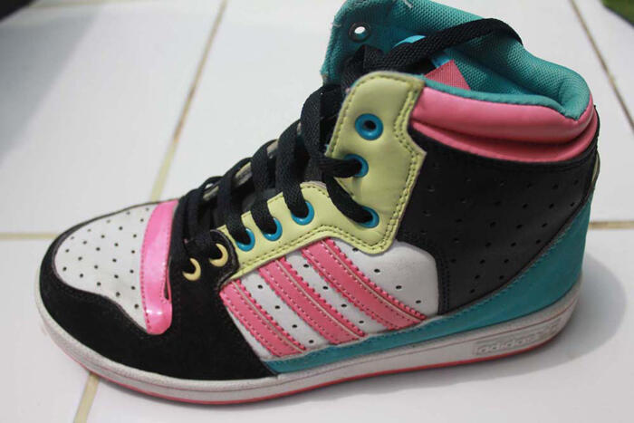 Adidas Board Shoes for Woman size 39