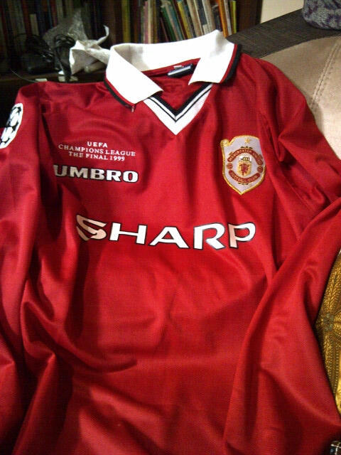 JERSEY MAN. UNITED 01 08 99 CENTE 01 #7 BECKHAM FULL-PATCH & INTER HOME 1994 LS