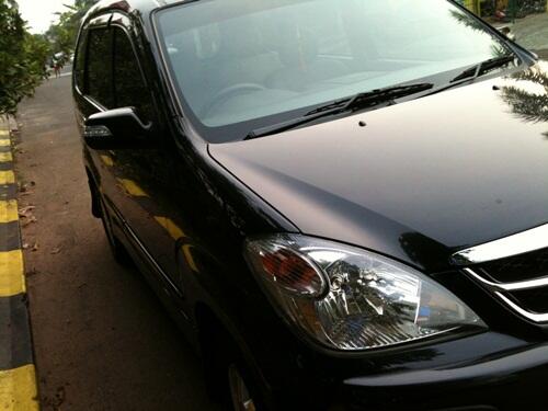 Xenia XI Sporty Black